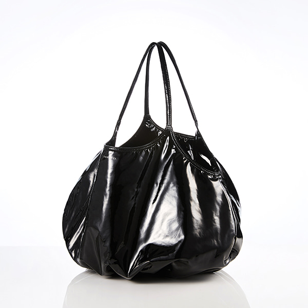 [슈스스 한혜연 착용]Plump Bag (Black enamel)_F
